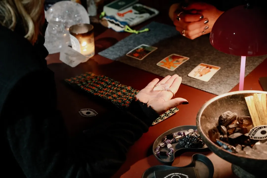 THE CURRENT tarot ritual